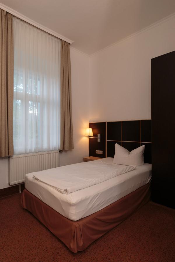 Hotel Landhaus Schlachtensee Berlim Quarto foto